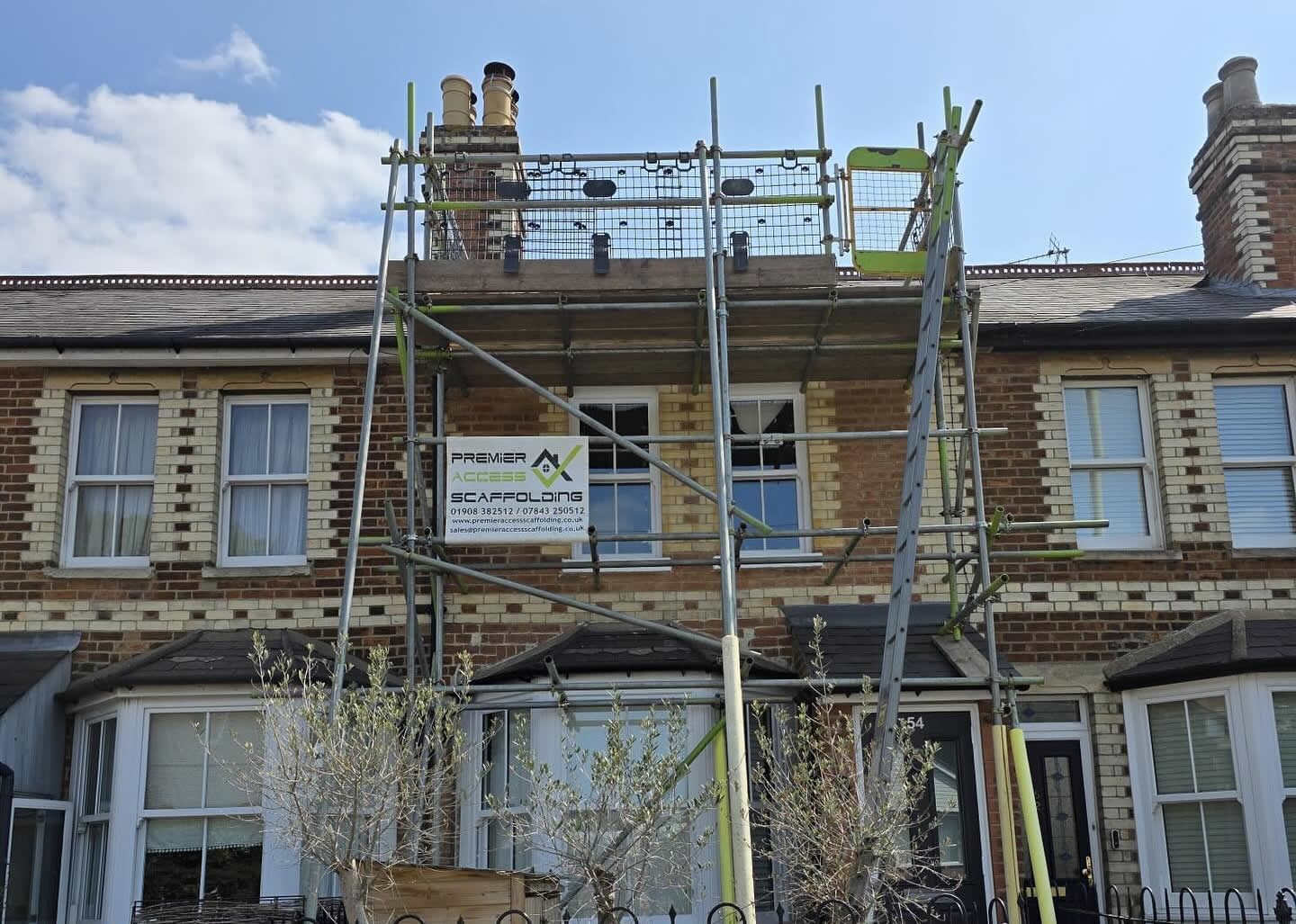 Scaffolding for Roof Work in Oxford